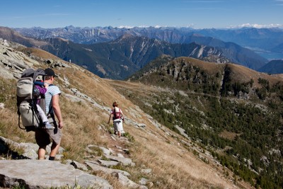 Fernsicht unterhalb des Cima Pian del Bozzo (2191m ü. M.)